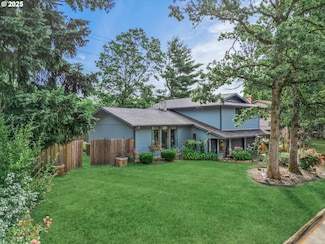 16620 SE Ladd Ct, Milwaukie, OR 97267