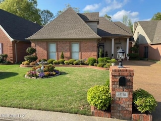5348 Tournament Dr, Olive Branch, MS 38654