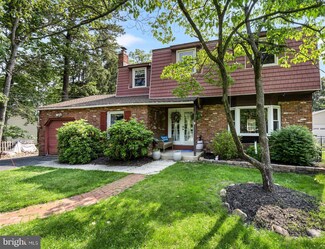 312 Walnut Ave, Marlton, NJ 08053