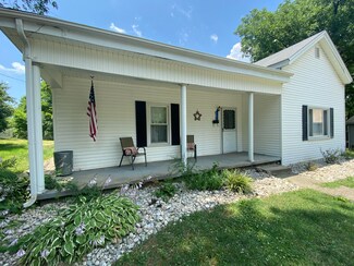 107 Falmouth St, Williamstown, KY 41097