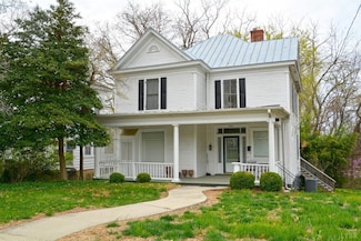 900 High St, Farmville, VA 23901