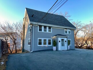 115 Holyoke St, Lynn, MA 01905