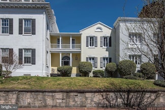 3239 N St NW Unit 11, Washington, DC 20007