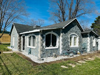 318 W Front St, New Holland, OH 43145
