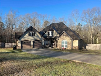 5611 Pear Tree Dr, Little Rock, AR 72206