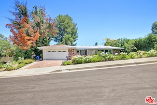 24648 Eilat St, Woodland Hills, CA 91367
