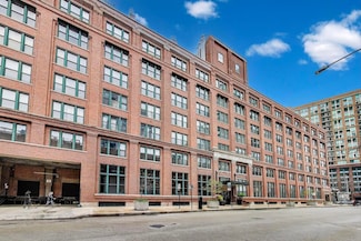 411 W Ontario St Unit 311, Chicago, IL 60654