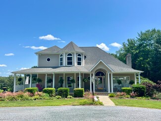 216 Burford Farm Rd, Monroe, VA 24574