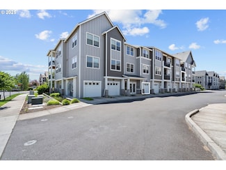 16322 NW Chadwick Way Unit 205, Portland, OR 97229