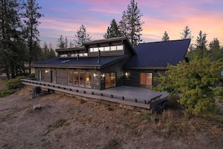 11719 W Cheney Plaza Rd, Cheney, WA 99004