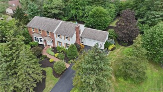 110 Fox Meadow Ln, Orchard Park, NY 14127