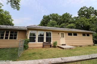 1964 Poco Farm Rd, Williamsport, PA 17701