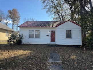 105 W Billings St, Pittsburg, KS 66762