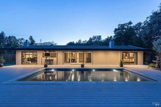 10505 Cherry Ridge Rd, Sebastopol, CA 95472