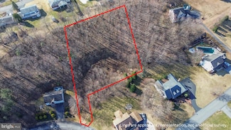 576 Kenwood Dr, Pottsville, PA 17901