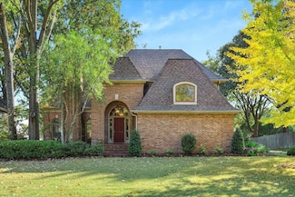8377 Willow Oak Rd, Germantown, TN 38139