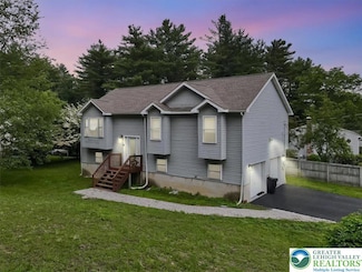 838 Cayuga Way, Stroudsburg, PA 18360