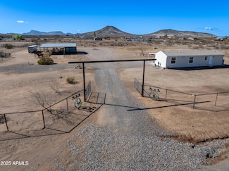 45409 W Luray Rd, Wickenburg, AZ 85390