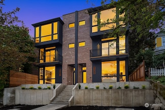2626 Franklin Ave E Unit B, Seattle, WA 98102