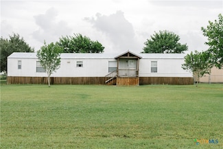 161 Dillon Dr, Victoria, TX 77905