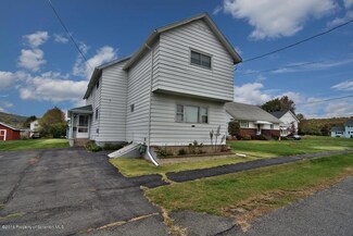 227 Lackawanna St, Jermyn, PA 18433