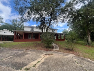 4932 Joiner Cir, Milton, FL 32583