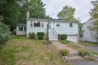 21 Chester Ave, Westwood, MA 02090