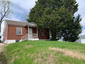 6357 Hancock Ave, Berkeley, MO 63134