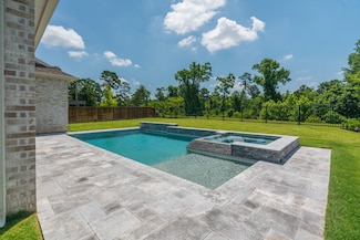 8730 Burdekin Rd, Magnolia, TX 77354