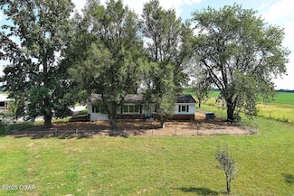 450 SE 70th Ln, Golden City, MO 64748