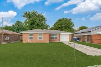 105 Elm St, Cibolo, TX 78108
