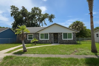 2308 18th St E, Bradenton, FL 34208
