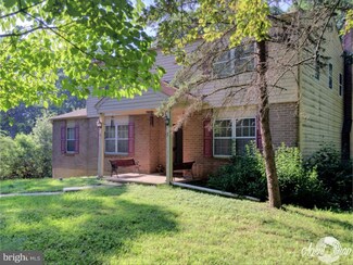 32 Sugar Maple Ln, Lafayette Hill, PA 19444