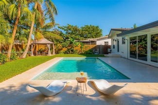1025 Washington St, Hollywood, FL 33019