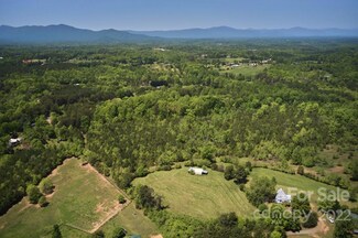 000 Clarkson Ln Unit 1, Tryon, NC 28782