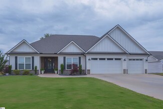 29 Groce Meadow Rd, Taylors, SC 29687