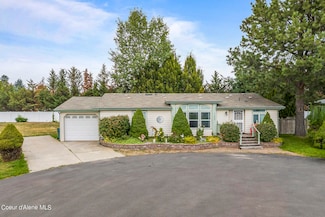 11606 N Alaska Loop, Hayden, ID 83835