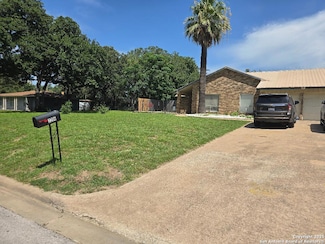 2206 Murray Ave, Rockdale, TX 76567
