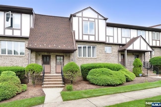 64 Canterbury Ln, New Milford, NJ 07646