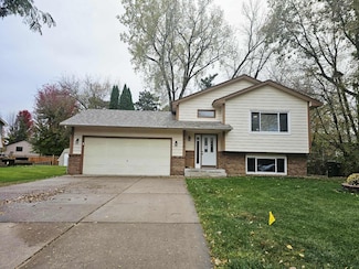 2536 131st Ave NW, Coon Rapids, MN 55448