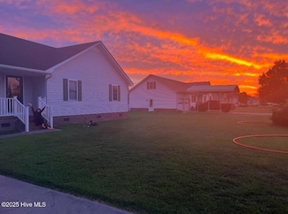 2363 Delia Dr, Elizabeth City, NC 27909
