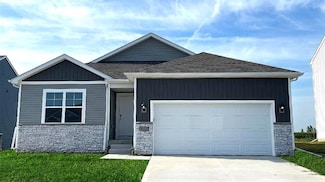2818 Plum Dr, Norwalk, IA 50211