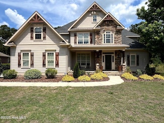 30 Spearhead Dr, Whispering Pines, NC 28327