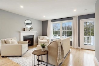 7 Bartons Ridge Rd, Greenville, NH 03048