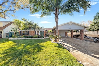 4806 Bay Crest Dr, Town 'N' Country, FL 33615