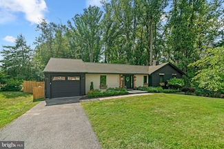 17728 Queen Elizabeth Dr, Olney, MD 20832