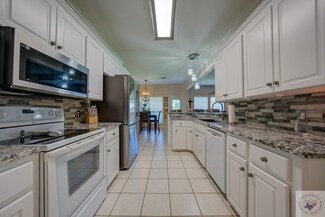2807 Bethany Ln, Texarkana, TX 75503