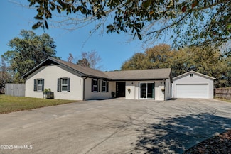 4617 Norwich Rd, Wilmington, NC 28405