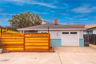 129 Oxnard Ave, Oxnard, CA 93035