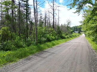3 Maxwell Rd, Lee, ME 04455